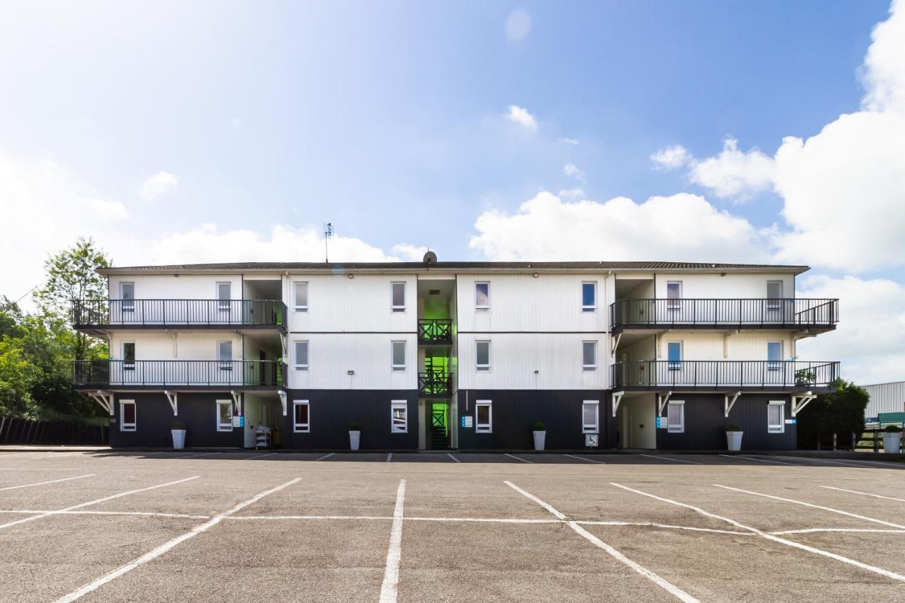 Brit Hotel Rouen Nord - Барентин Екстериор снимка