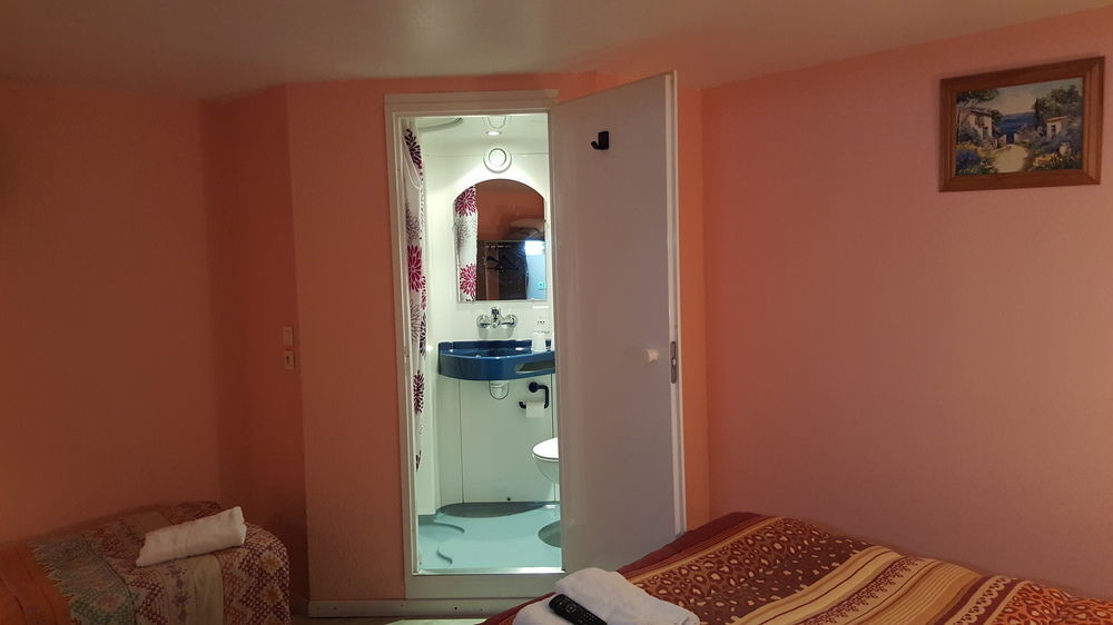 Brit Hotel Rouen Nord - Барентин Екстериор снимка