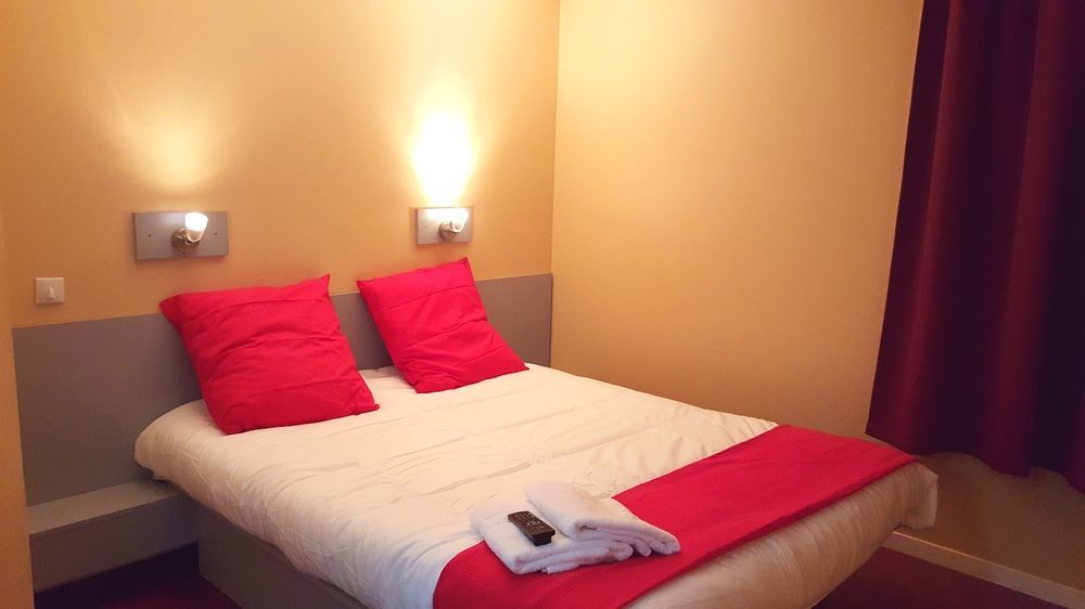 Brit Hotel Rouen Nord - Барентин Екстериор снимка