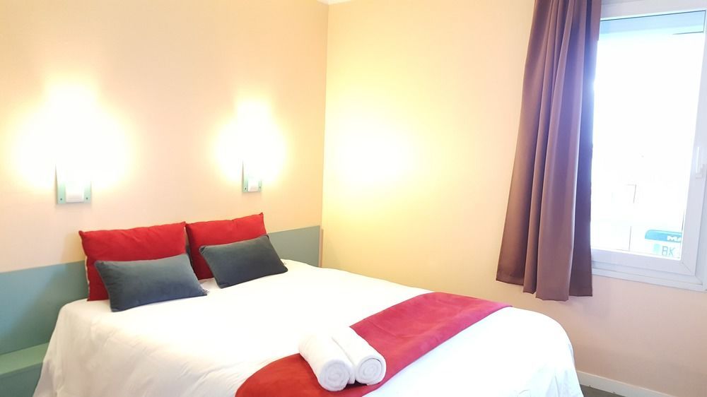 Brit Hotel Rouen Nord - Барентин Екстериор снимка
