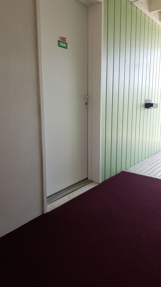 Brit Hotel Rouen Nord - Барентин Екстериор снимка